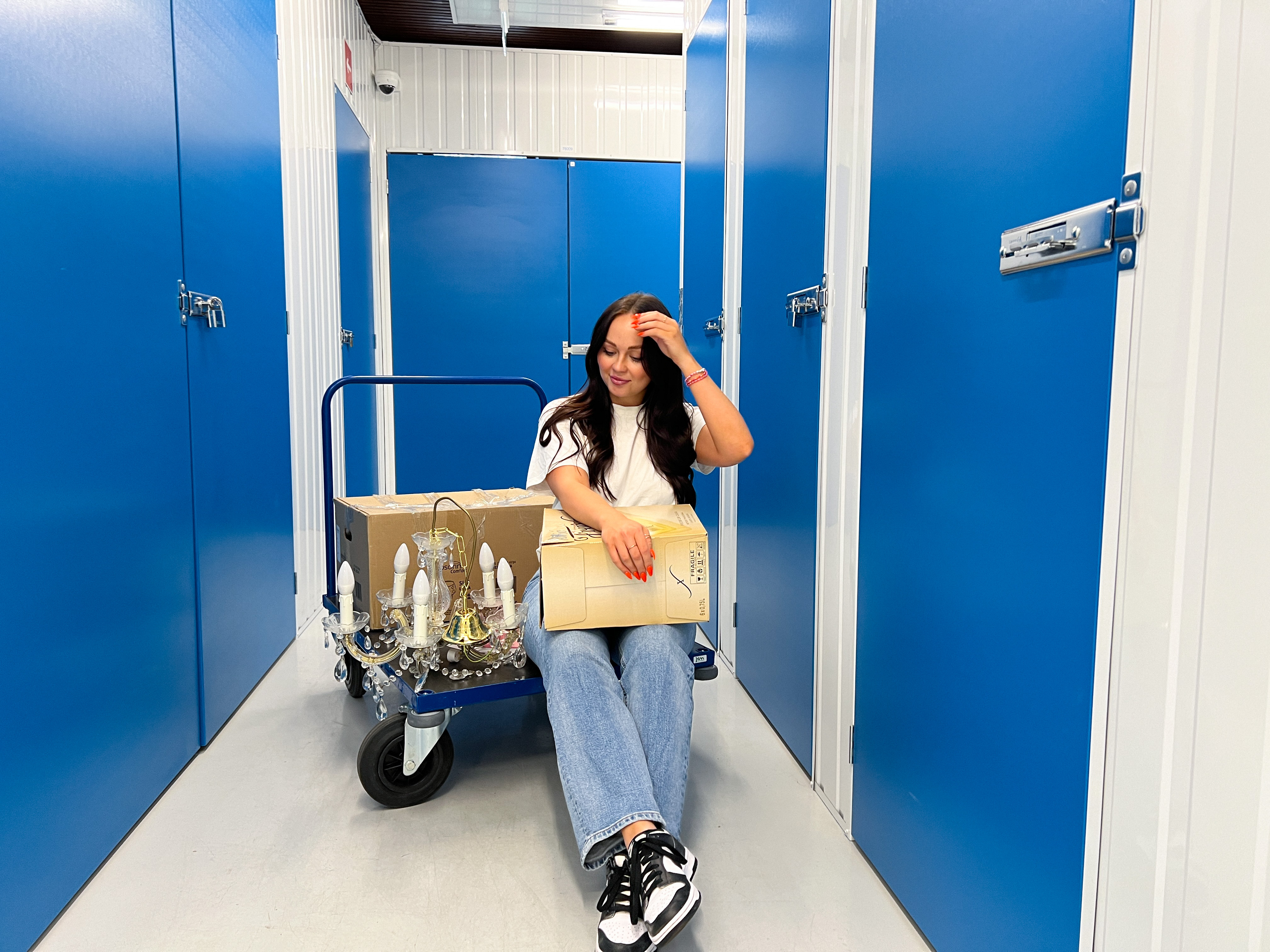 Ulkomaille ja takaisin - tavarat tallessa pienvarastossa